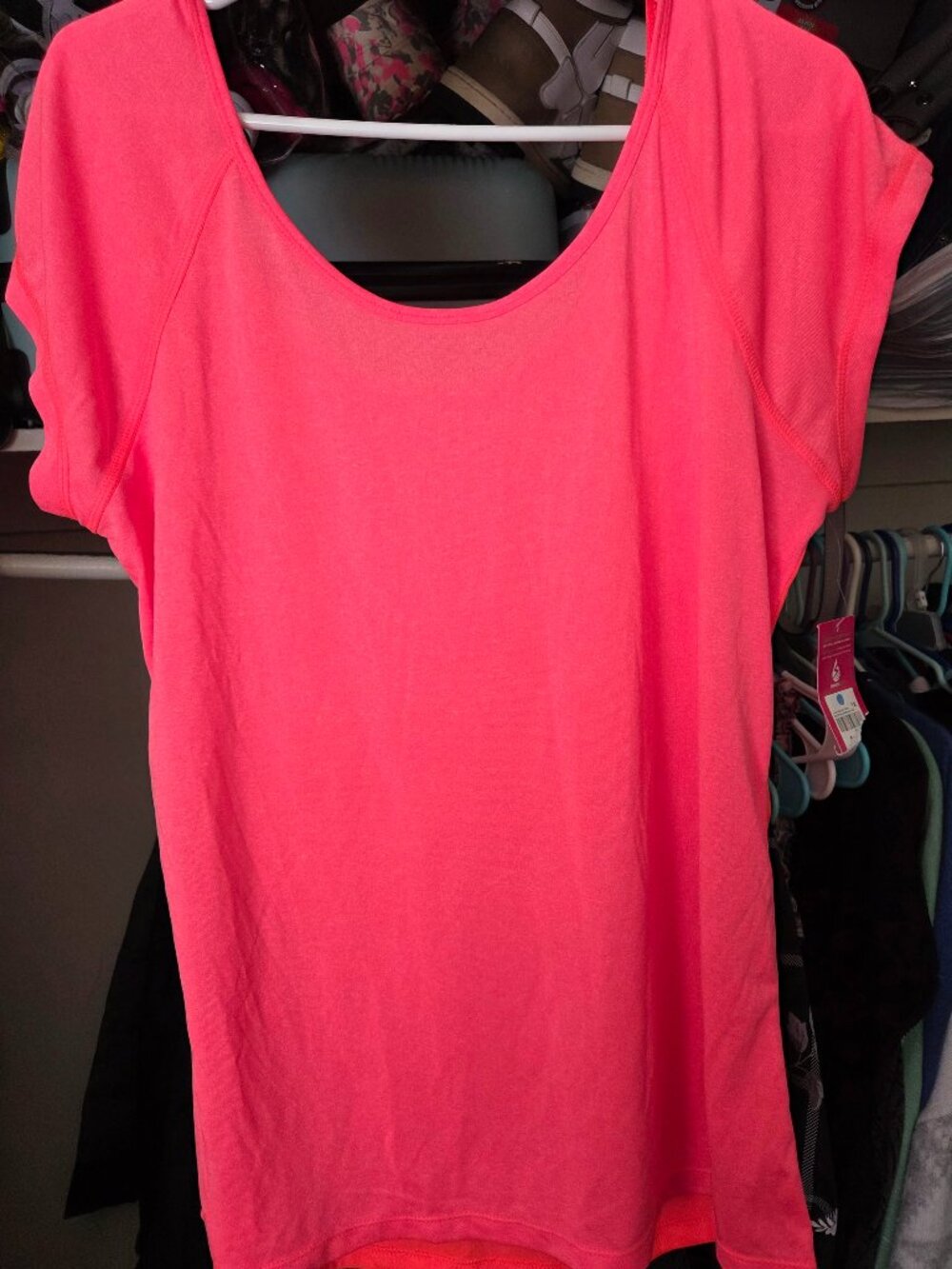 Womens plus size 1X activewear top